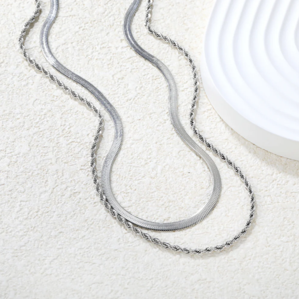 Blade & Twist Chain Necklace