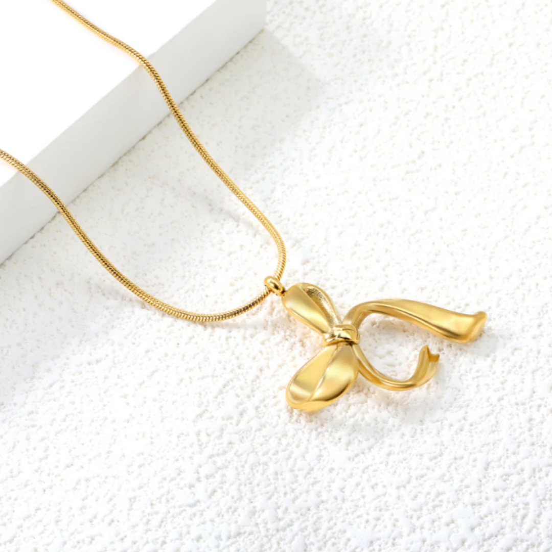 Bow Pendant Necklace