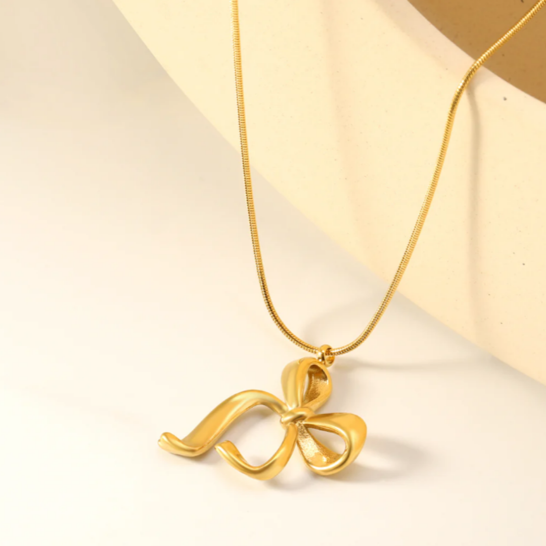 Bow Pendant Necklace