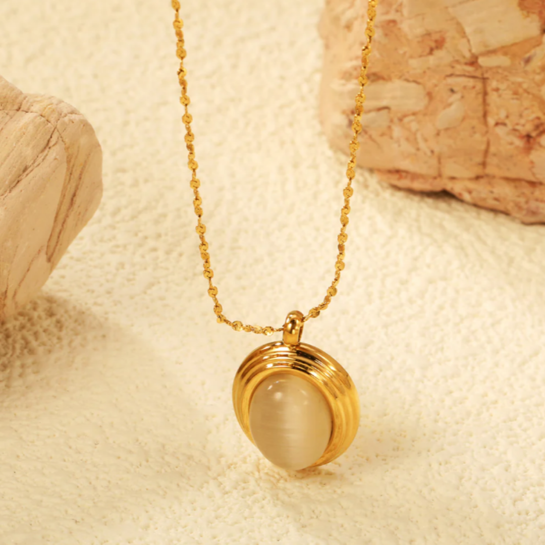 Colour-stone Oval Necklace