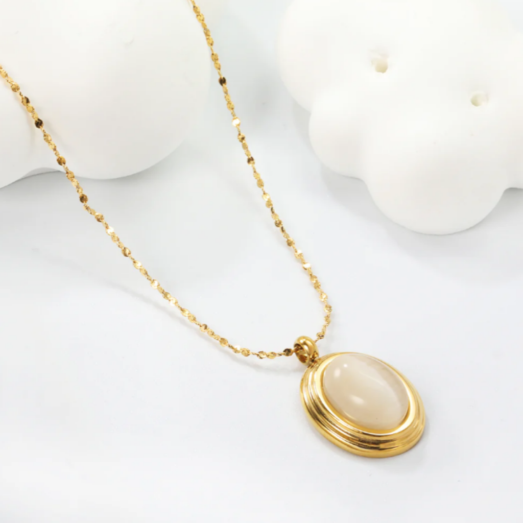 Colour-stone Oval Necklace