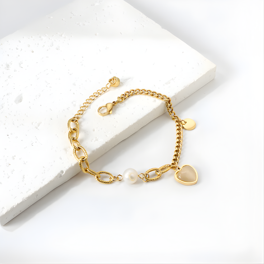 Pearl Heart charm Bracelet